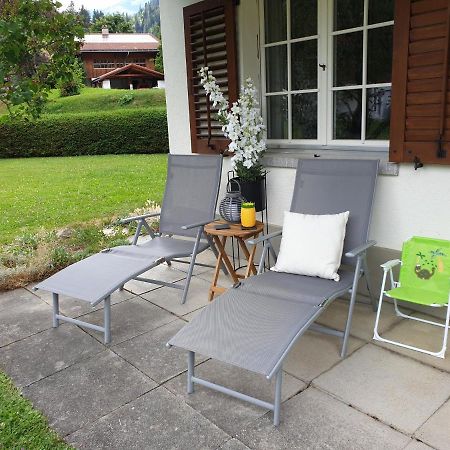 Chalet Spitzhorn - Your Peak Getaway - Private Terrasse & Gratis Parkplatz Gsteig Luaran gambar