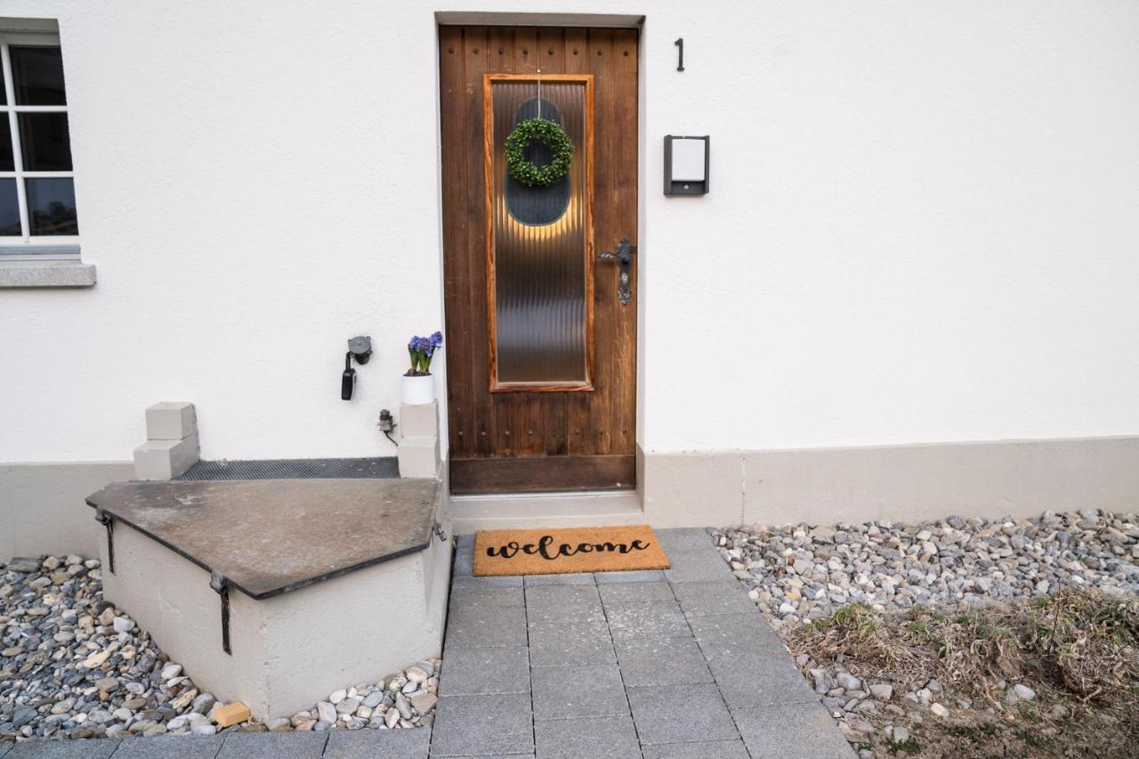 Chalet Spitzhorn - Your Peak Getaway - Private Terrasse & Gratis Parkplatz Gsteig Luaran gambar